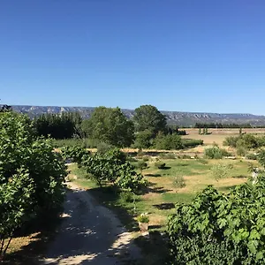 auberge-les-olivades.fr-provencehotel.com/